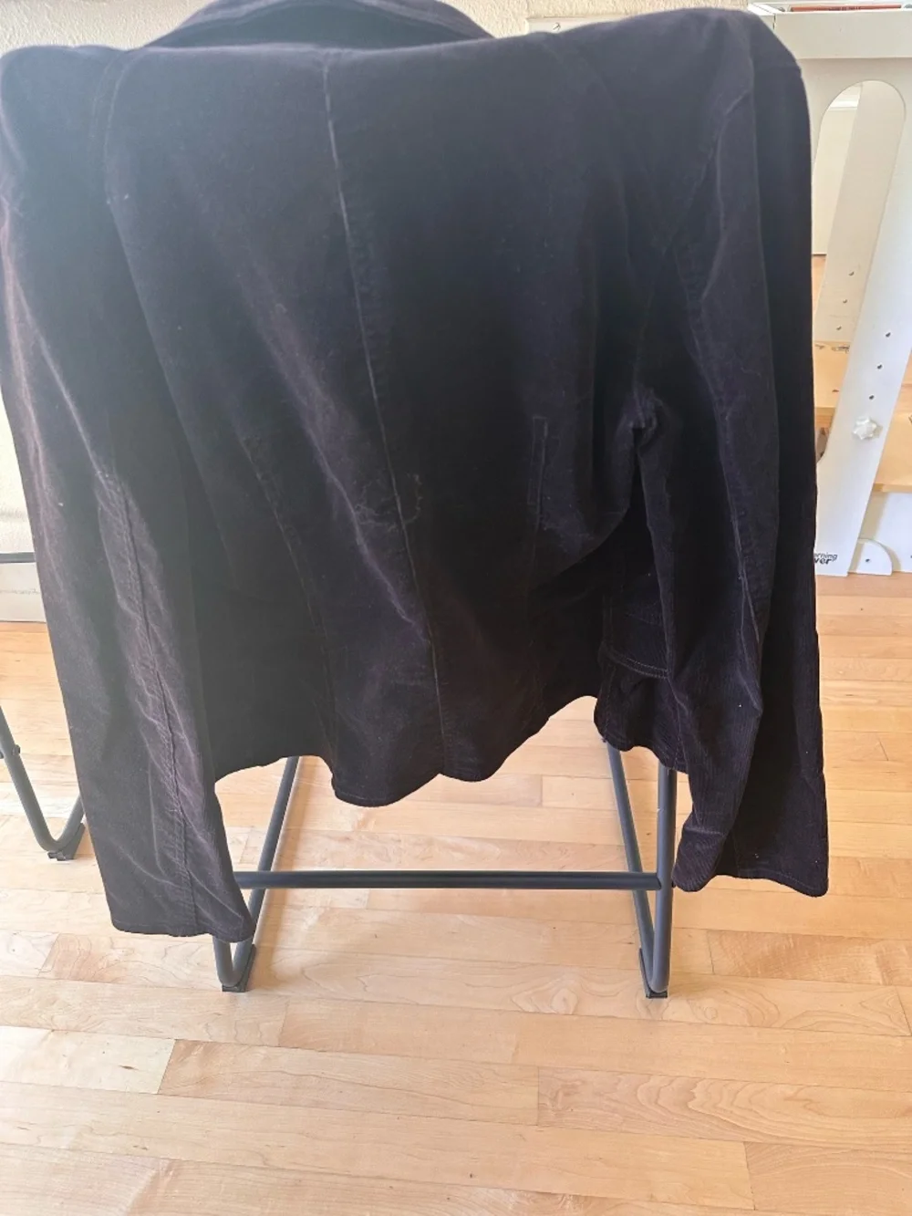 MNG Jacket - Picture 2 of 4